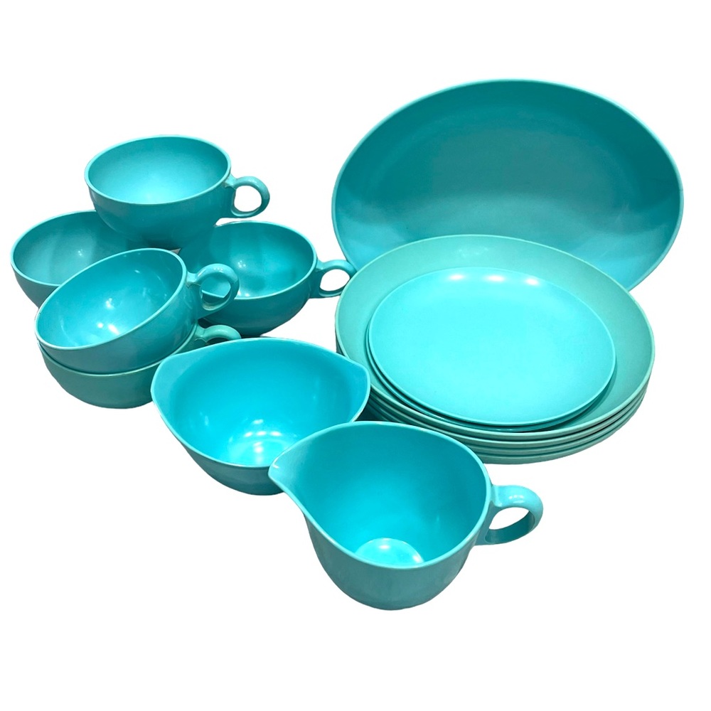 Vintage MCM Boonton Ware Melmac Plates Bowls Saucers turquoise melamine